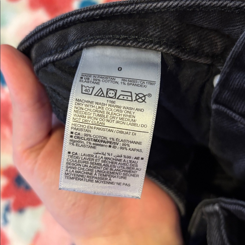 Old Navy OG Black High-Rise Straight Jeans - Picture 4 of 4